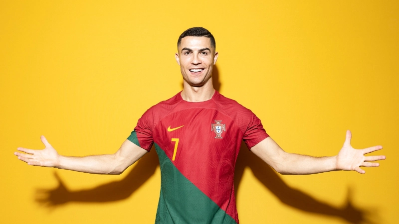 Ronaldo cũng lọt top 3 người có CAP cao nhất với 191 lần ra sân